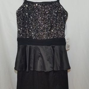NWT FOREVER 21 Formal / Evening Dress